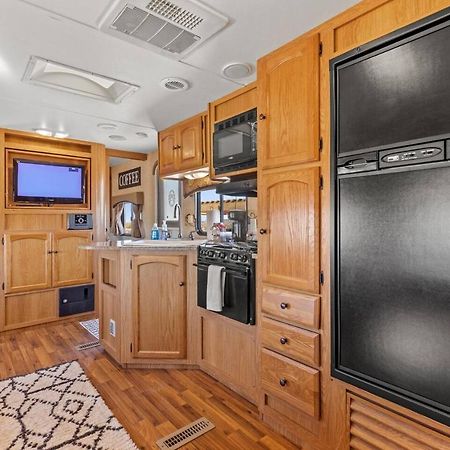 Jt Village Campground - Bunkhouse Joshua Tree Luaran gambar